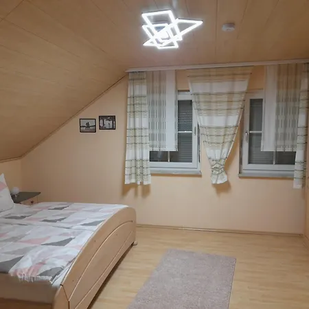 Apartment Haus Rossner Nemmersdorf